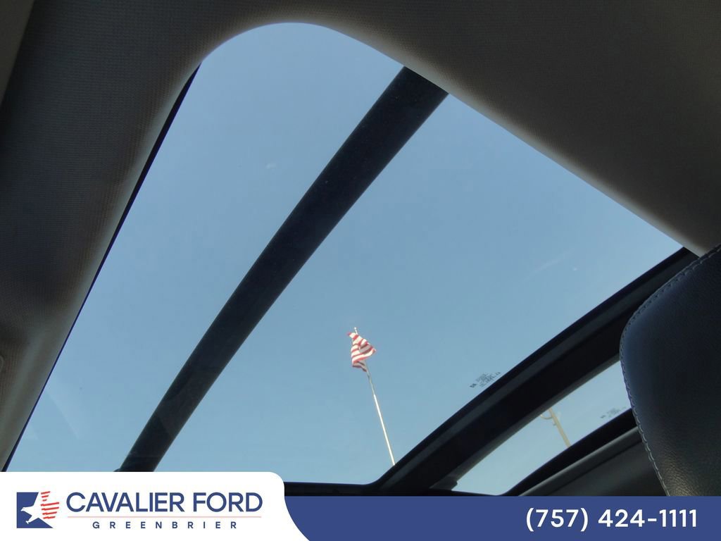 Certified 2021 Ford Escape SEL w/ Technology Package FWD image 8