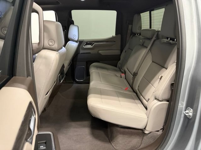 Used 2025 Chevrolet Silverado 1500 LTZ w/ LTZ Premium Package AWD/4WD image 35
