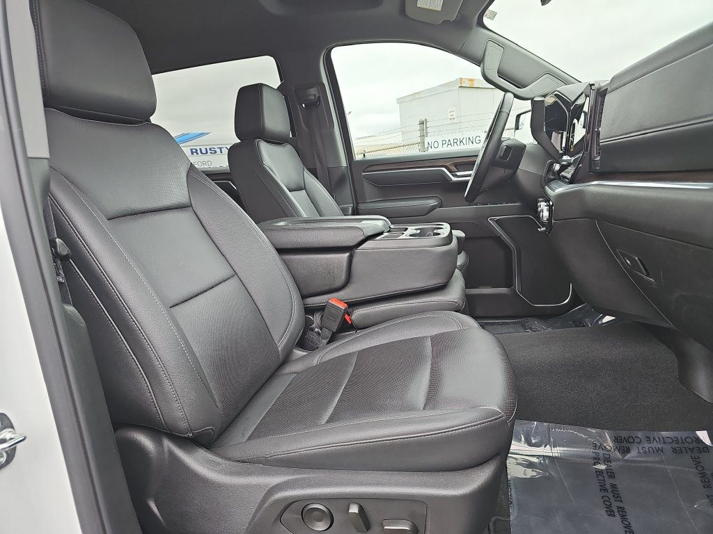 Used 2025 GMC Sierra 1500 SLT AWD/4WD image 10