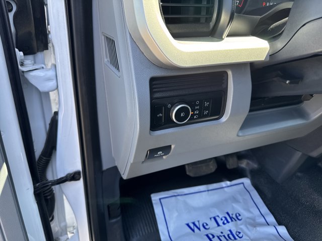 Certified 2024 Ford F250 XL w/ XL Chrome Package AWD/4WD image 23