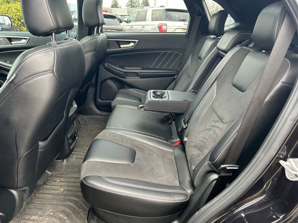 Certified 2022 Ford Edge ST w/ Equipment Group 401A image 9