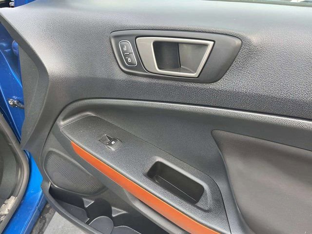 Certified 2021 Ford EcoSport SE w/ SE Appearance Package image 30