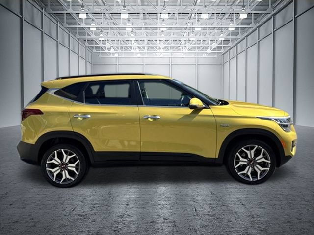Used 2021 Kia Seltos SX w/ SX Sunroof Package AWD/4WD image 6