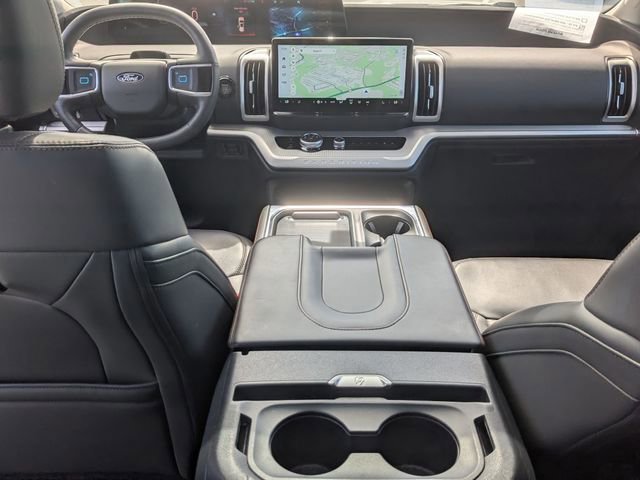 Certified 2025 Ford Expedition Active image 24