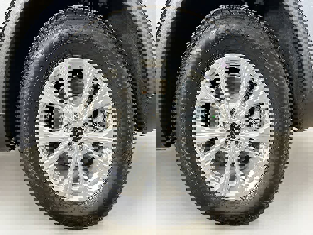 Certified 2023 Ford Escape Active image 9