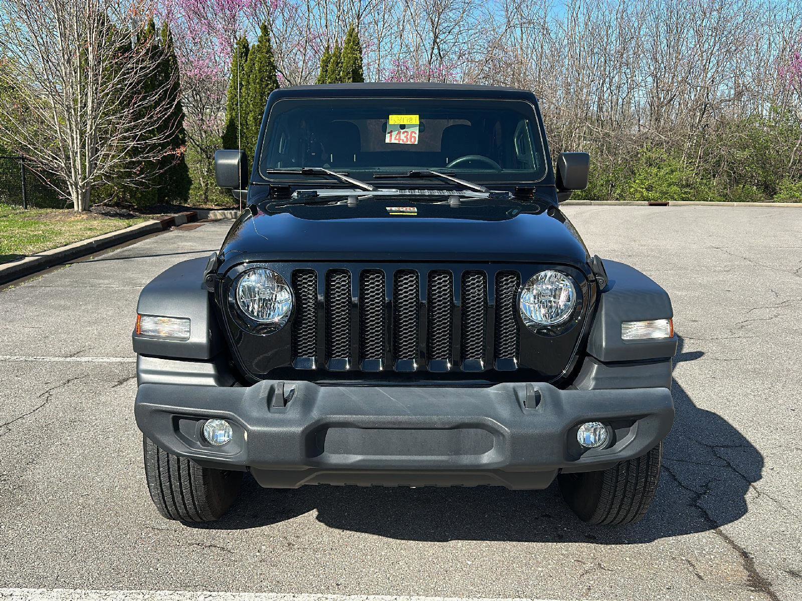 Used 2023 Jeep Wrangler Sport image 8