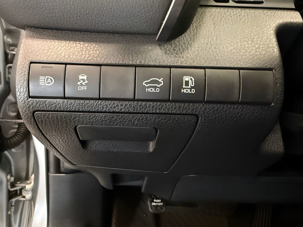 Used 2023 Toyota Camry SE image 27