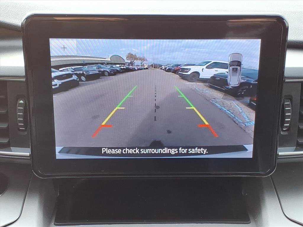 Certified 2021 Ford Explorer XLT w/ Equipment Group 202A image 21