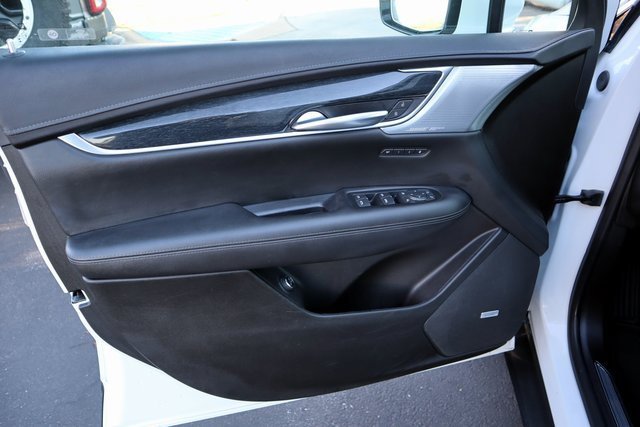 Used 2023 Cadillac XT5 Premium Luxury image 32