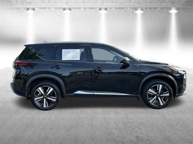 Used 2022 Nissan Rogue Platinum AWD/4WD image 4