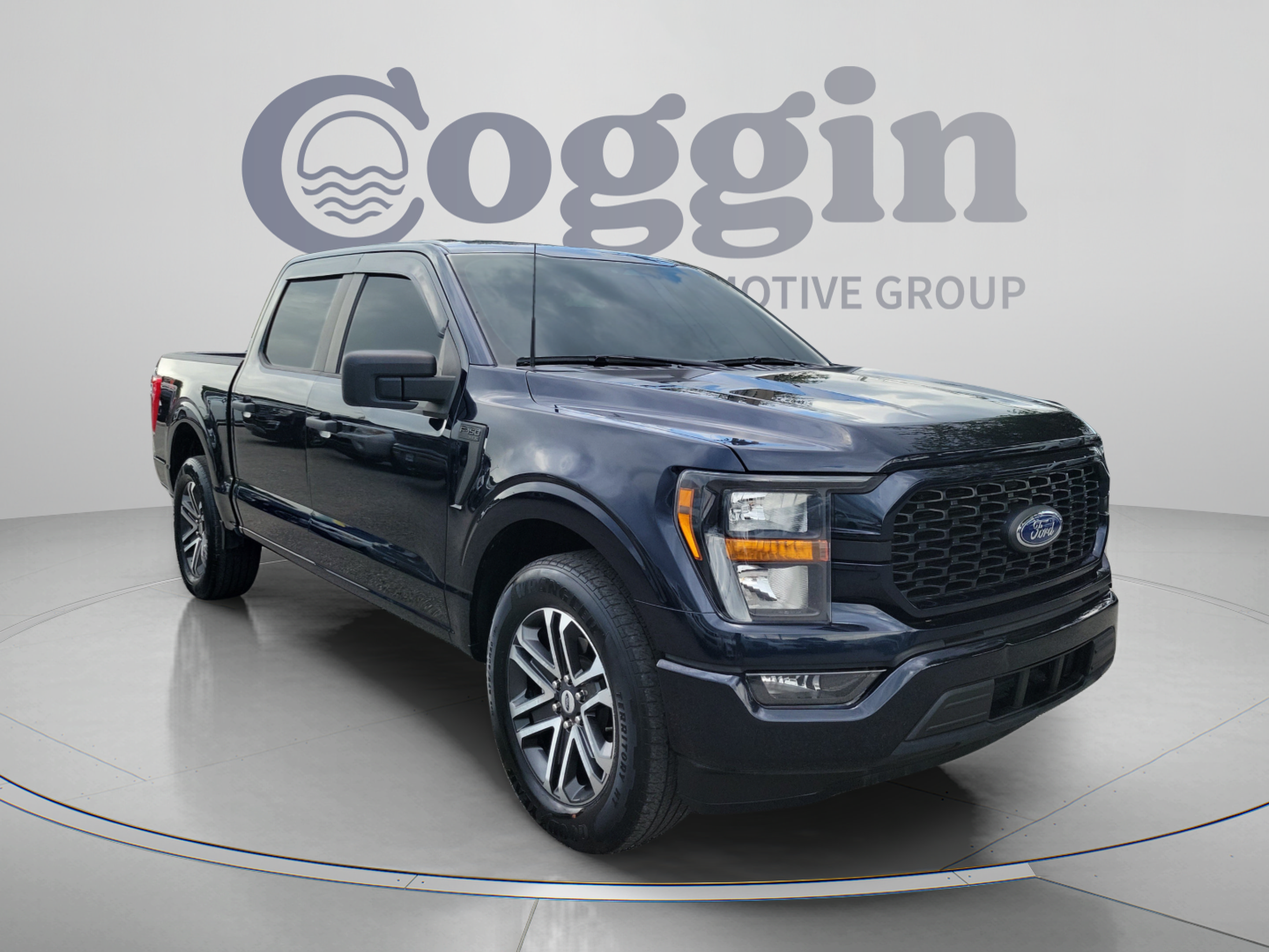 Certified 2023 Ford F150 XL w/ STX Appearance Package RWD image 4