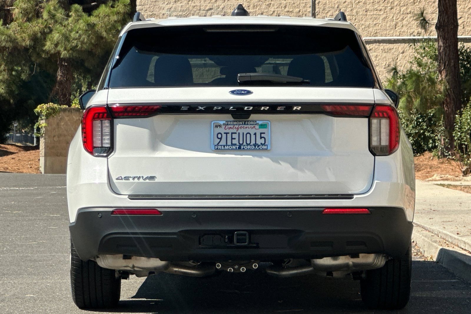 Certified 2025 Ford Explorer Active RWD image 4