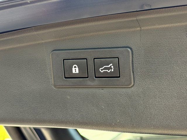 Used 2025 Subaru Outback Touring AWD/4WD image 25