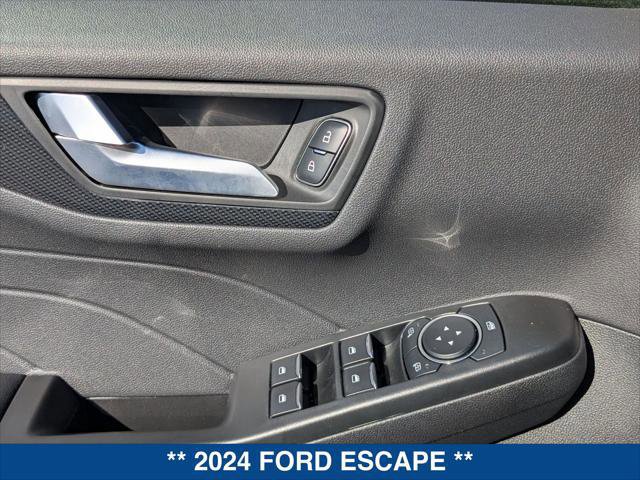 Certified 2024 Ford Escape ST-Line w/ Tech Pack #1 image 10