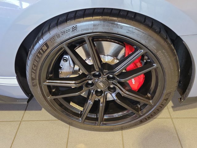 Certified 2022 Ford Mustang Shelby GT500 w/ Technology Package image 9