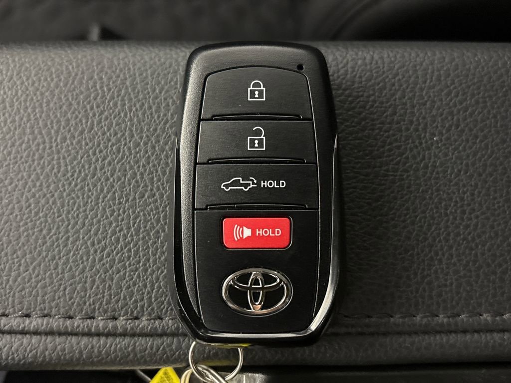 Used 2024 Toyota Tundra SR5 w/ SR5 Convenience Package AWD/4WD image 31