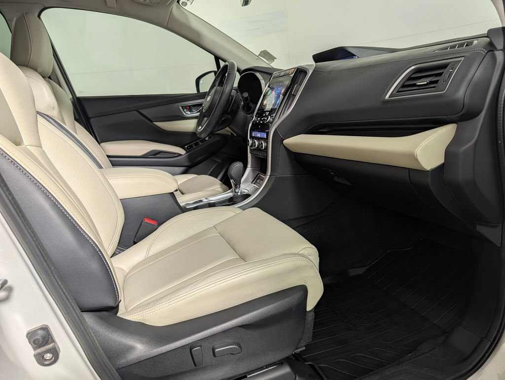 Used 2022 Subaru Ascent Limited w/ Technology Package AWD/4WD image 9