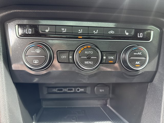 Used 2020 Volkswagen Tiguan SE R-Line AWD/4WD image 27