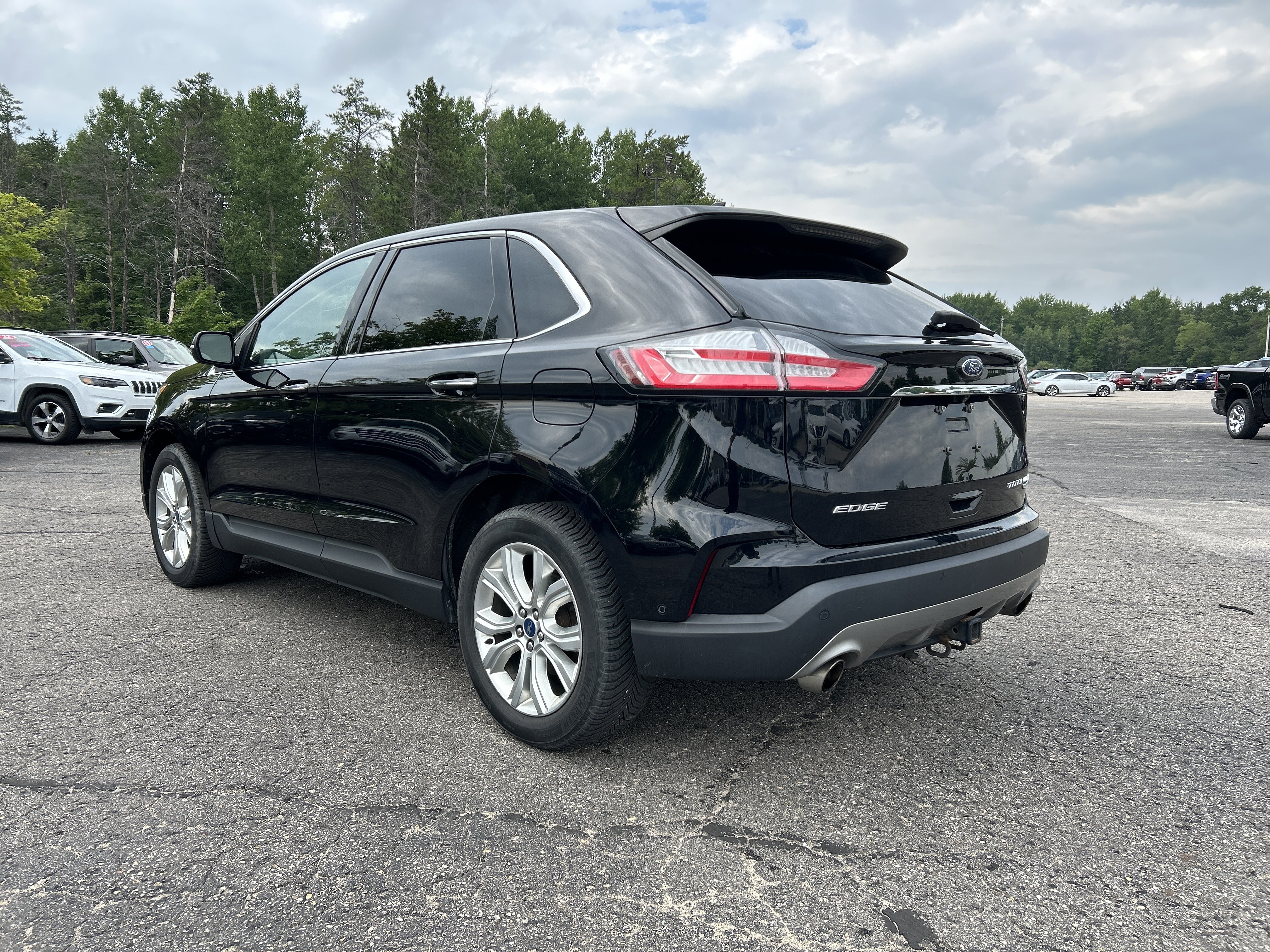 Certified 2020 Ford Edge Titanium w/ Equipment Group 301A AWD/4WD image 6