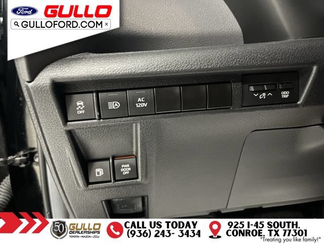 Used 2024 Toyota Sienna AWD image 20
