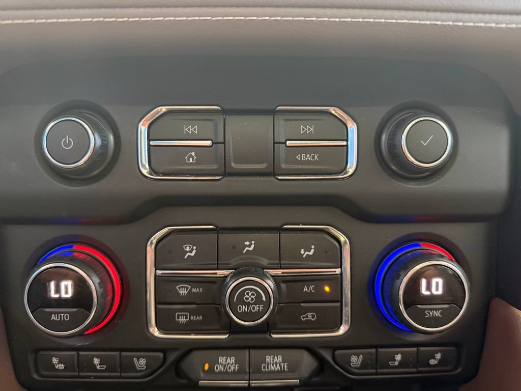 Used 2021 Chevrolet Tahoe High Country AWD/4WD image 21