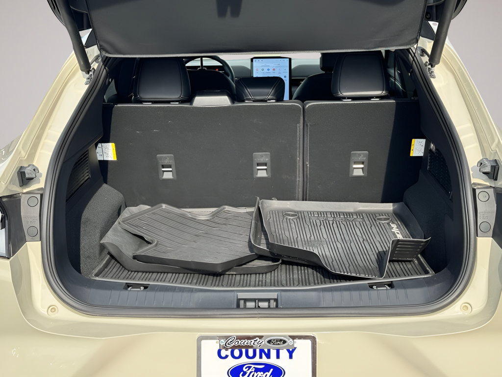 Certified 2025 Ford Mustang Mach-E Premium RWD image 22