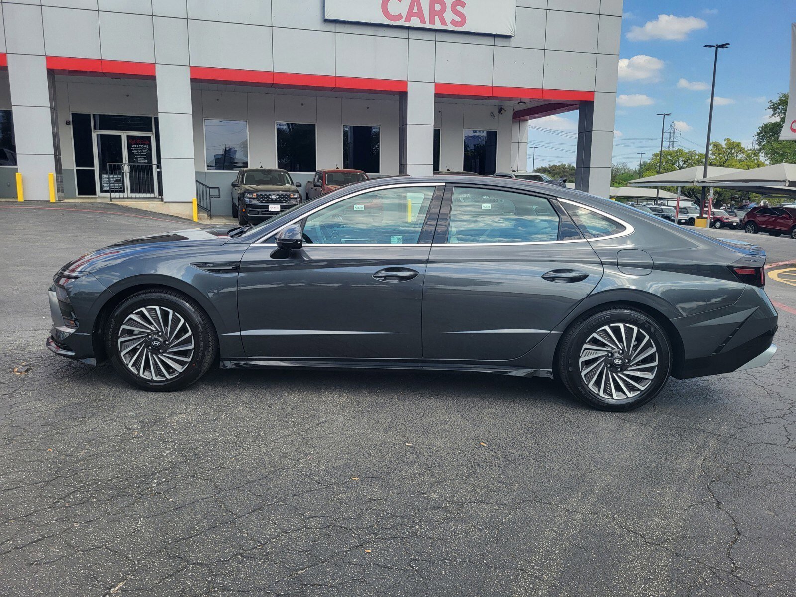 Used 2025 Hyundai Sonata SEL image 6