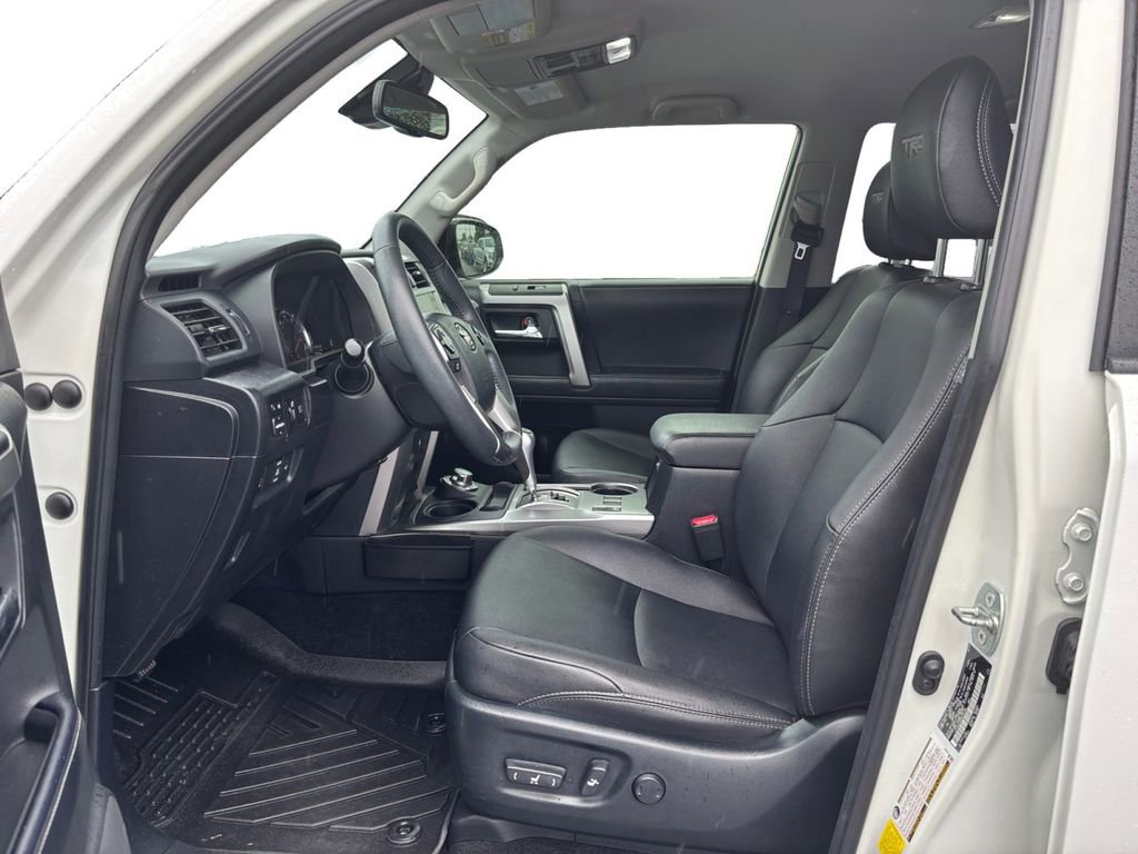 Used 2022 Toyota 4Runner TRD Sport w/ Technology Package AWD/4WD image 14