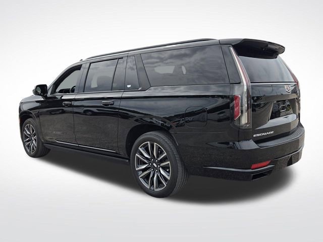 Used 2022 Cadillac Escalade ESV Sport w/ Touring Package AWD/4WD image 7