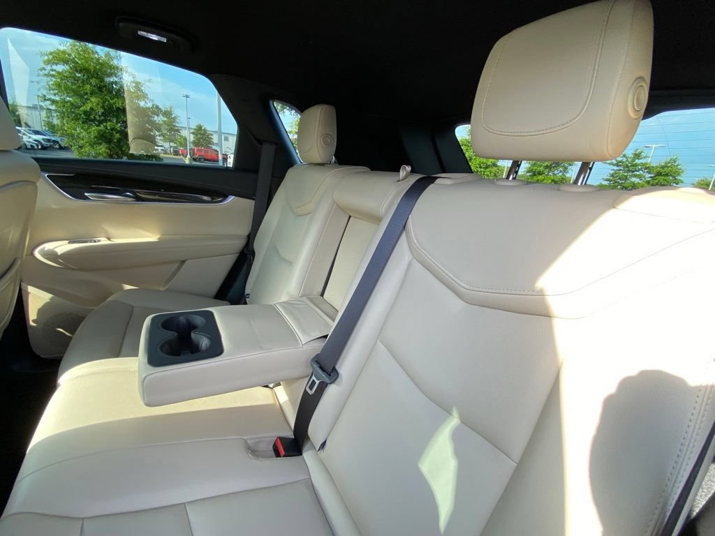 Used 2018 Cadillac XT5 AWD image 23