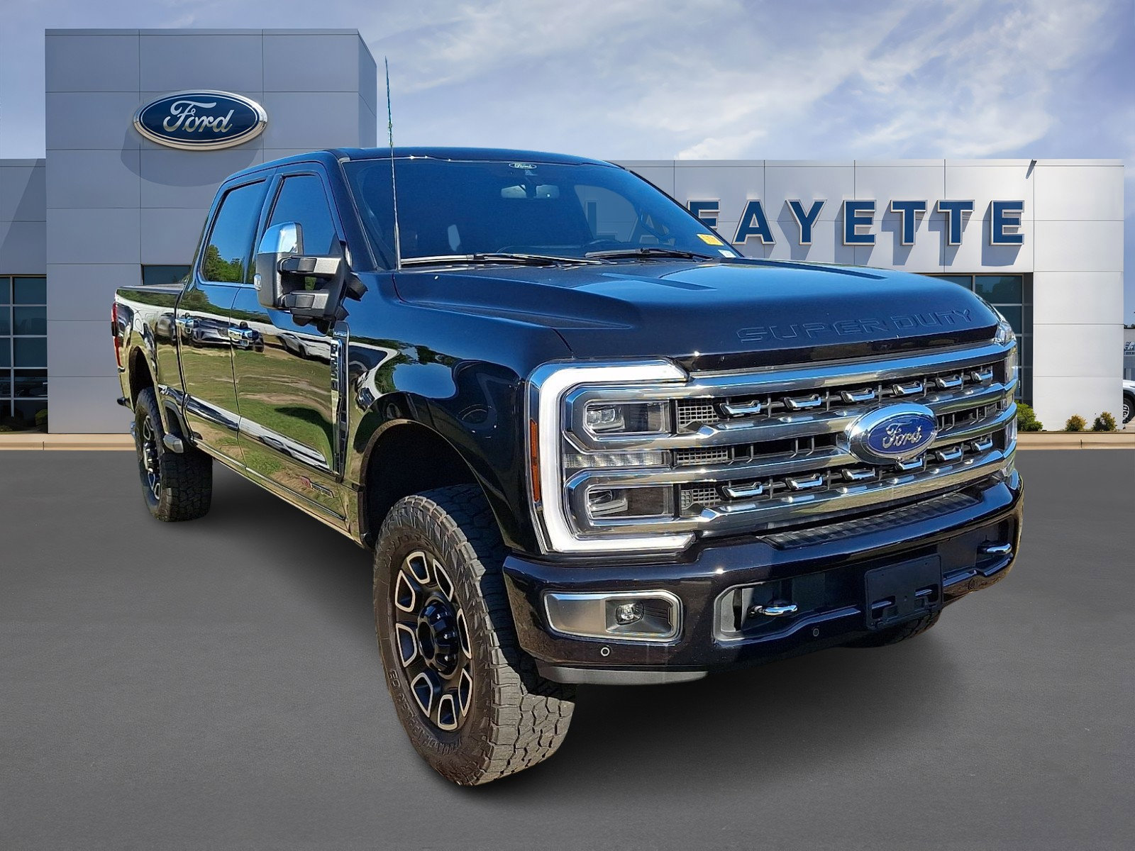 Certified 2024 Ford F250 Platinum AWD/4WD image 1