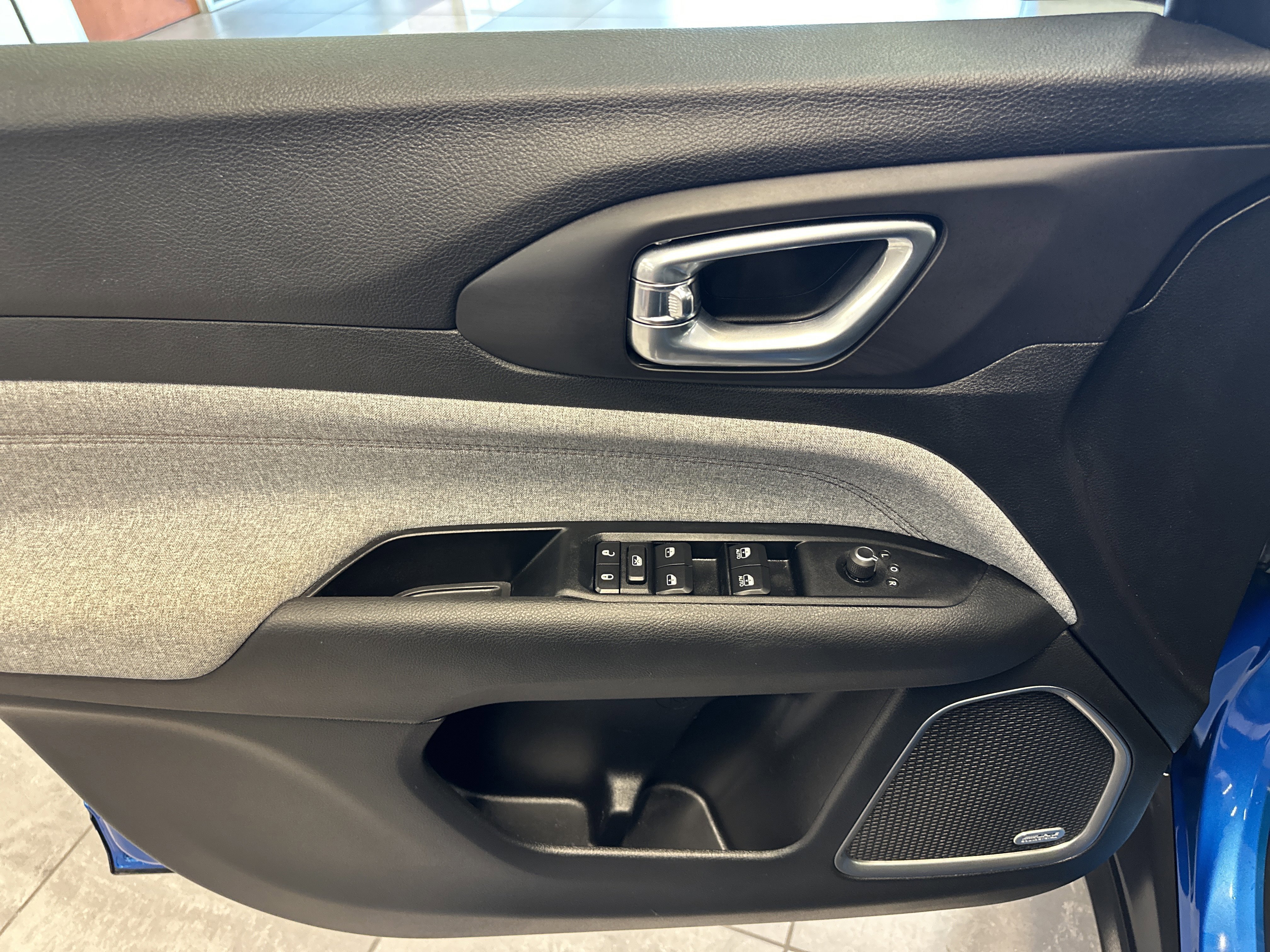 Used 2022 Jeep Compass Latitude w/ Sun and Sound Group image 21