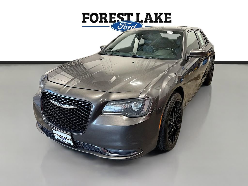 Used 2019 Chrysler 300 S image 3