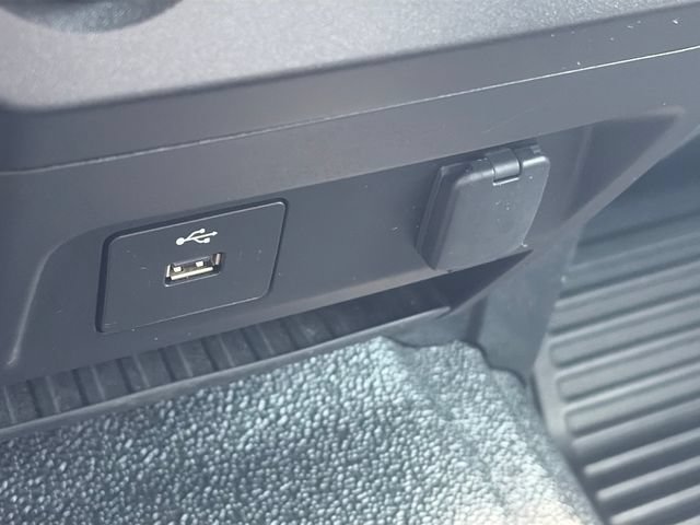 Certified 2020 Ford F250 XL w/ Power Equipment Group AWD/4WD image 23