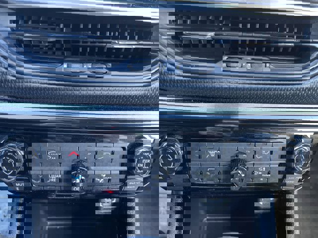 Used 2023 Jeep Compass Latitude image 11