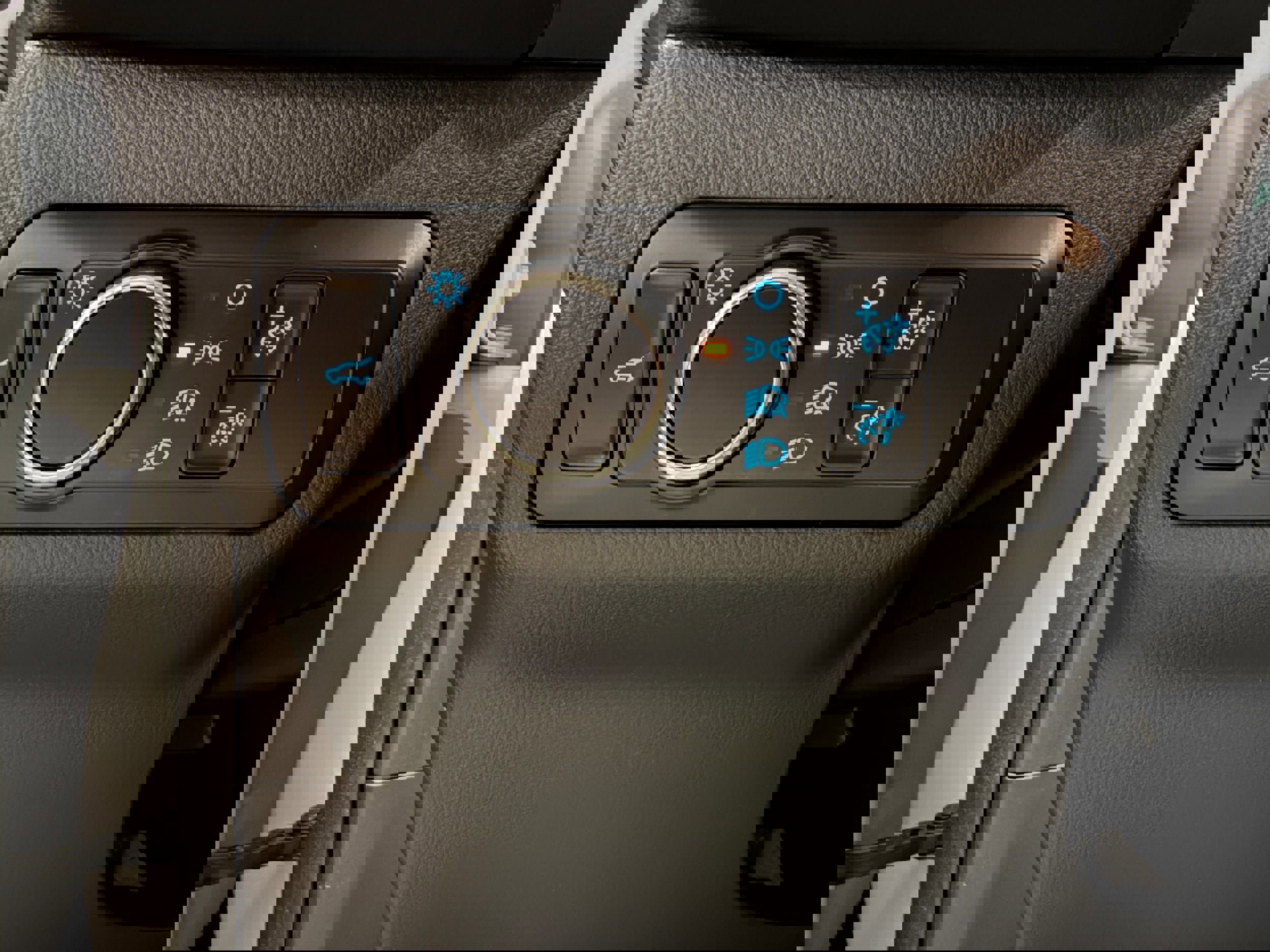 Certified 2023 Ford Escape Active w/ Tech Pack #1 image 13