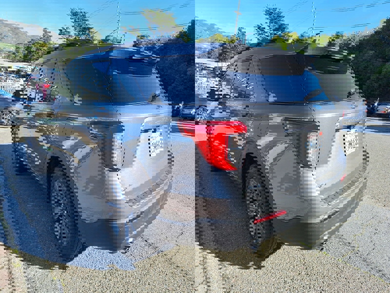 Certified 2023 Ford Explorer XLT w/ Equipment Group 202A image 4