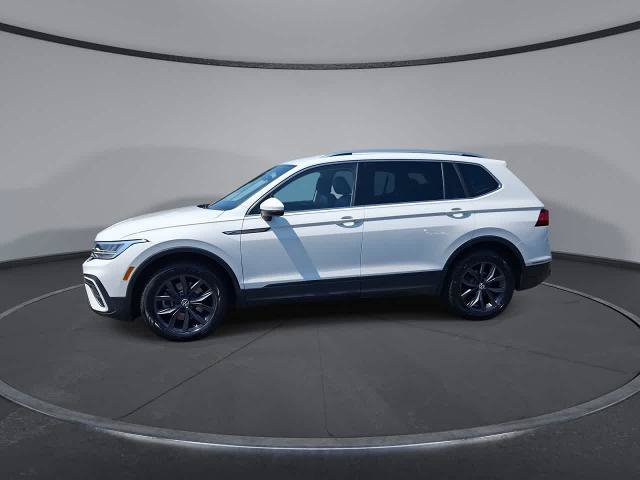 Used 2024 Volkswagen Tiguan SE AWD/4WD image 4