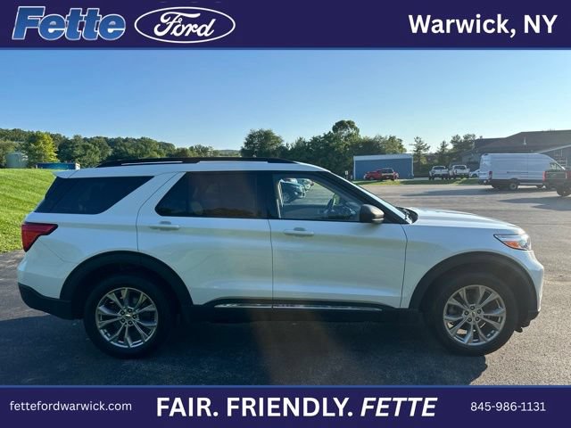 Certified 2023 Ford Explorer XLT w/ Equipment Group 202A AWD/4WD image 6