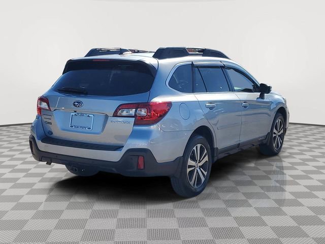 Used 2018 Subaru Outback 2.5i Limited image 4