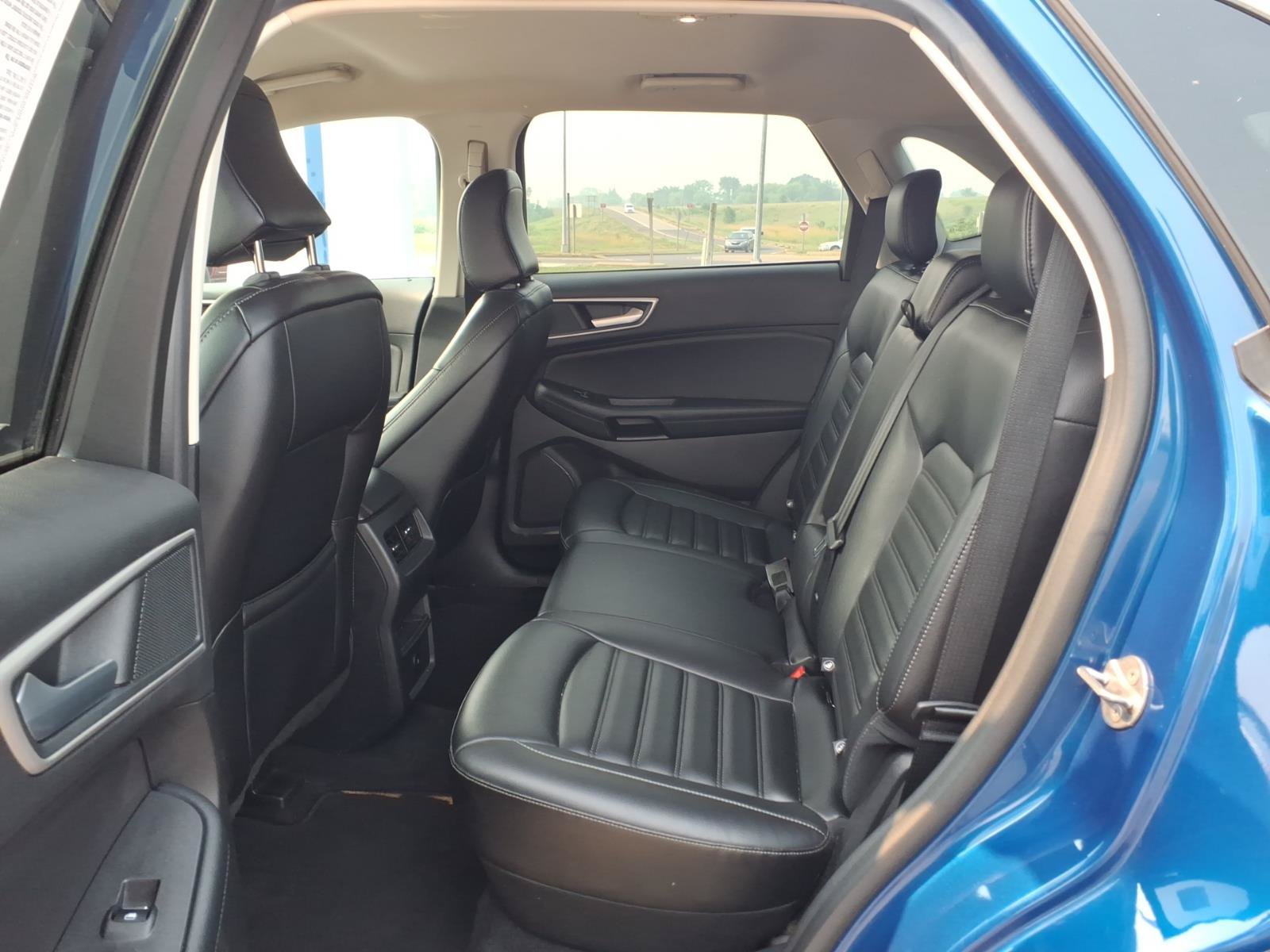 Certified 2024 Ford Edge SEL AWD/4WD image 11