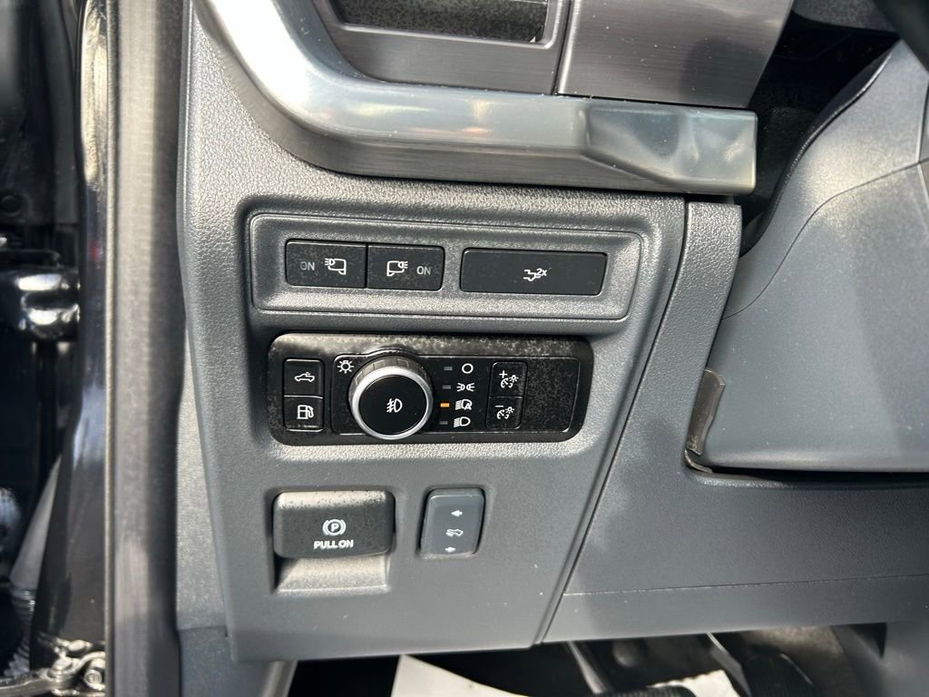 Certified 2023 Ford F150 Lariat w/ Equipment Group 502A High image 22