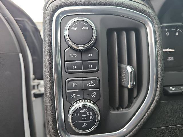 Used 2022 GMC Sierra 1500 AT4 w/ AT4 Premium Package AWD/4WD image 24