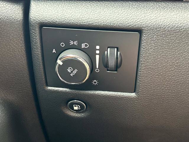 Used 2019 Jeep Grand Cherokee Summit AWD/4WD image 30