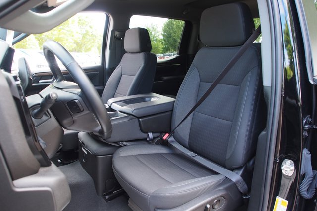 Used 2023 Chevrolet Silverado 1500 LT AWD/4WD image 16