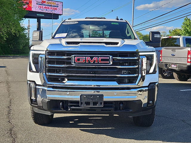 Used 2025 GMC Sierra 2500 SLE w/ SLE Value Package; AWD/4WD image 3