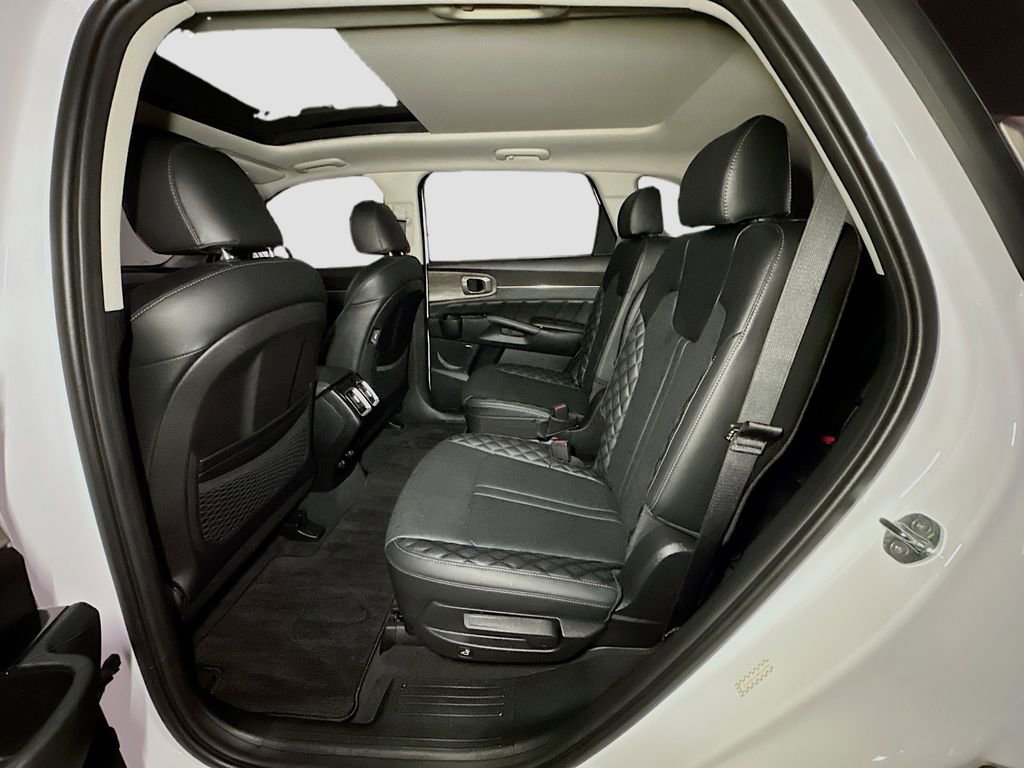Used 2022 Kia Sorento SX Prestige AWD/4WD image 32