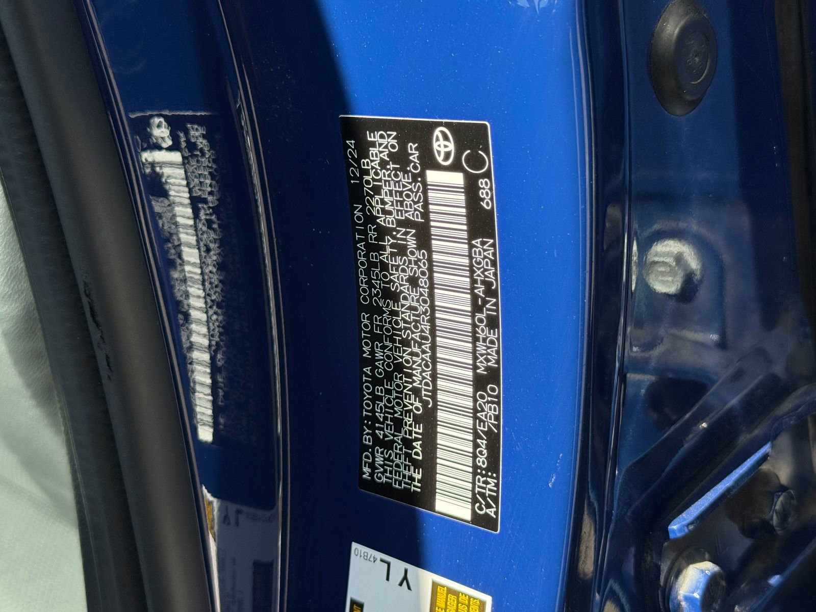 Used 2024 Toyota Prius XLE FWD image 32