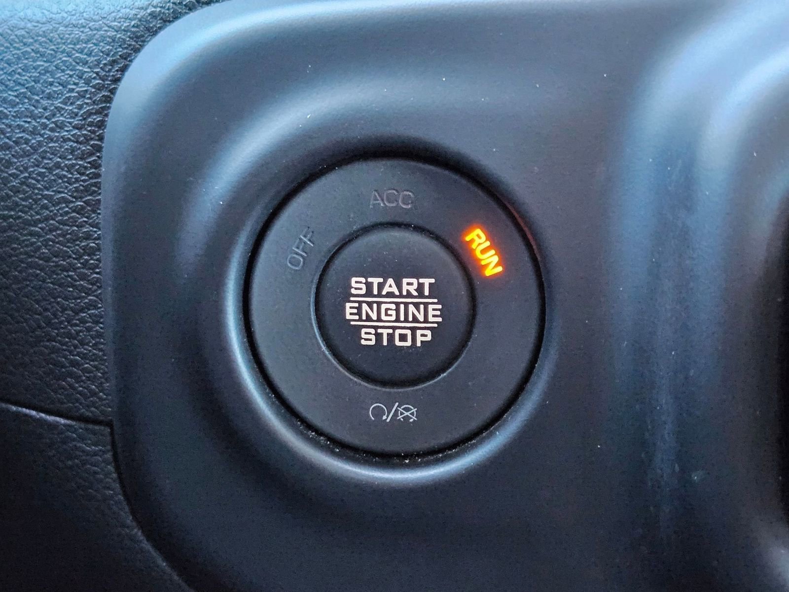 Used 2023 Jeep Gladiator Mojave w/ LED Lighting Group image 17