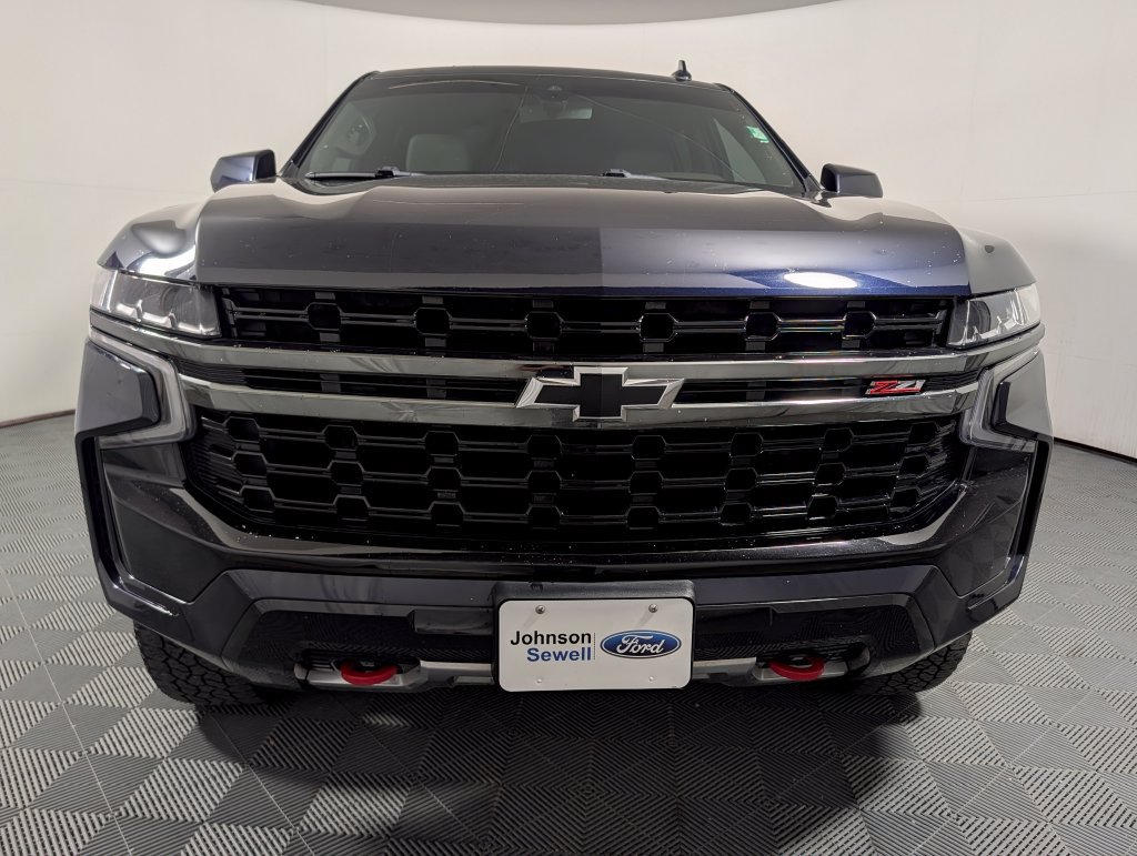 Used 2021 Chevrolet Suburban Z71 w/ Rear Media and Nav Package AWD/4WD image 3
